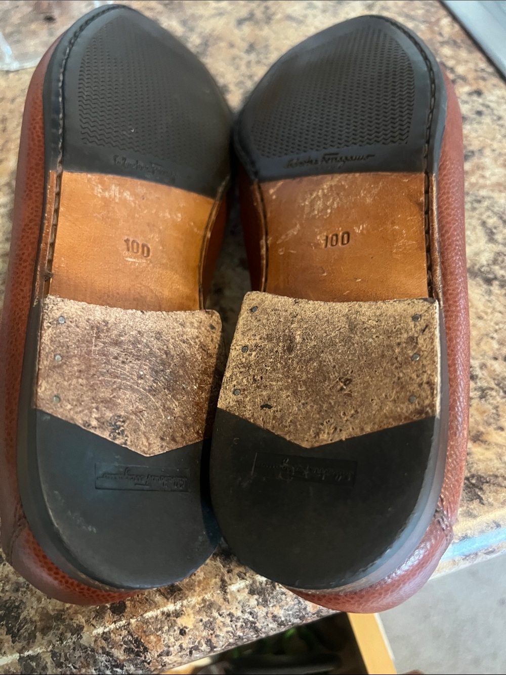 Salvatore Ferragamo Made in Italy men’s cognac penny loafers shoes size 10D. - Picture 13 of 13